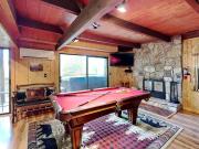 Top Chalet Village