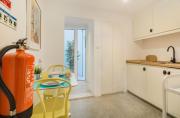 Tram Hideaway | Bica Stay