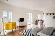 Estrela Skyline Retreat with Terrace