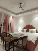 Modern & Cozy 1RK I South Delhi - Studio Terrace