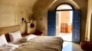 Top Oia