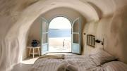Top Oia