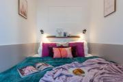 Prague Days - One Bedroom Apartment with Terrace, Netflix & Parking