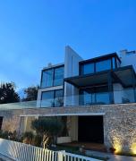 Modern apartment in Dhermi