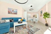 Top Golden Sands
