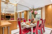 3 Bed - 4 Bath - Sleeps 9 - Oxford St - 4 Bathrooms & AC