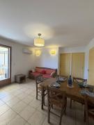 Appartement 2 chambres dans résidence avec piscine
