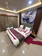 Top Anand
