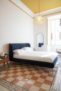 TrastevereHome - Historic Noble Palace in Trastevere with Balcony