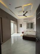 Shiny Home stay