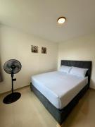 Across from Ukumarí, modern apartment in Cerritos Pereira