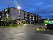 Top Everett