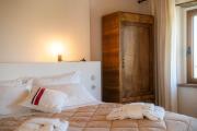 Borgo Calbianco - Private House with Pool & AirCo