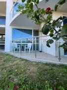 Boho Studio 4 pools 10min to the beach