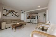 Ocean View & Beach Access – Family-Friendly, Beaut