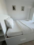 Sunrise Room