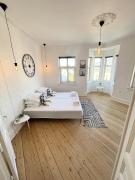 Unique, luxurious and historic 130 m2 apartment in Esbjerg city center