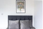 Luxurious 4 bedroom in Milton Keynes