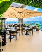 Escada Westlands With Pool, GYM, Rooftop Restaurant & Lounge, City View Glass Walls