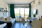 Studio Les Jardins du Port Port Camargue avec piscine à 2 pas de la plage