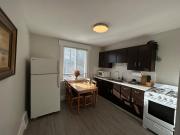 Quiet Private Suite in Kitsilano