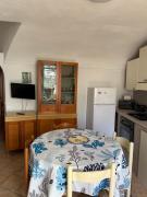 Top Ponza