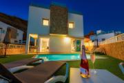 Villa Antunez