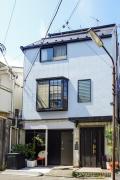 Entire house for rent Maximum 7 people, 5 minutes to Kita-Ikebukuro Station, 6 minutes to Itabashi Station, direct access to Ikebukuro, Shinjuku, and Shibuya, spacious living room with full amenities