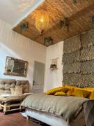 Top Arles
