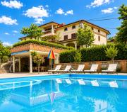 Villa Nona, Flat 7 with swimming pool