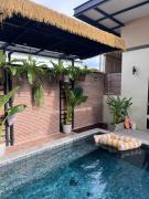Top Ban Khlong Dan