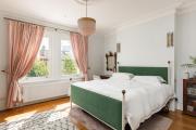 Top Ealing