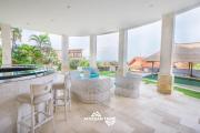 Top Uluwatu