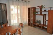 Bright apartment with AC and parking
