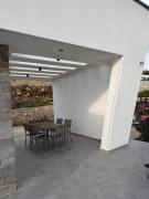 Top Bar