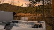 Blue River Hideaway by AvantStay