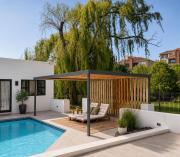 RiverfrontOasis - Huge Backyard, Pool, Grand Piano