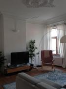 Charming apartment near the Royal park