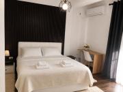 Noahs Boutique - Apart-Hotel in Korce