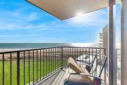 Sea Colony Ocean 6th floor condo with basketball court gym