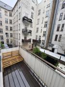 Modern 1BR In Prime Downtown Location