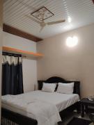 Yuvarathna Hampi Stay