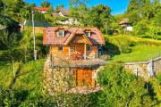 Vineyard Chalet Hansel and Gretel - Happy Rentals