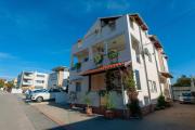 Batur Pool Apartments