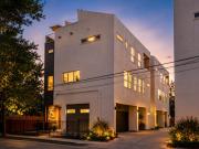 8BR Twin Bldg w Rooftops Near Dtown Pet-Friendly