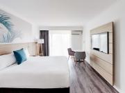Top Cairns