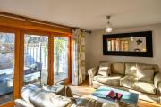 Finest Retreats - Hollies Cottage Oak 3 bed