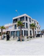 ONE LIFE Otel
