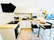 Perfect city stay-1BR with terrace