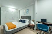 Bright Coal Harbour 3 Bedroom